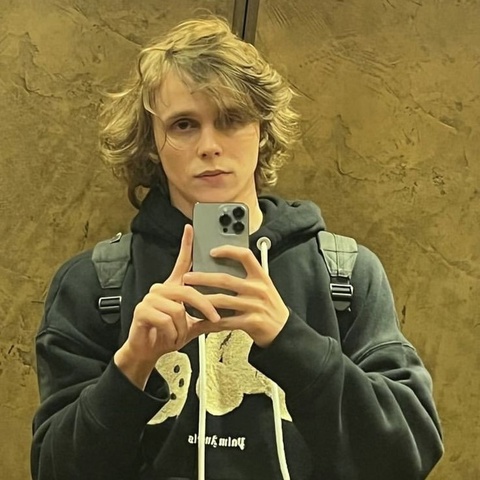 Иван Медведев